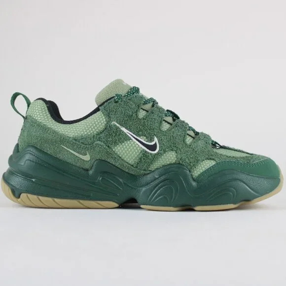 Nike Women's Tech Hera Lifestyle Shoes Oil Green - Picture 3 of 7